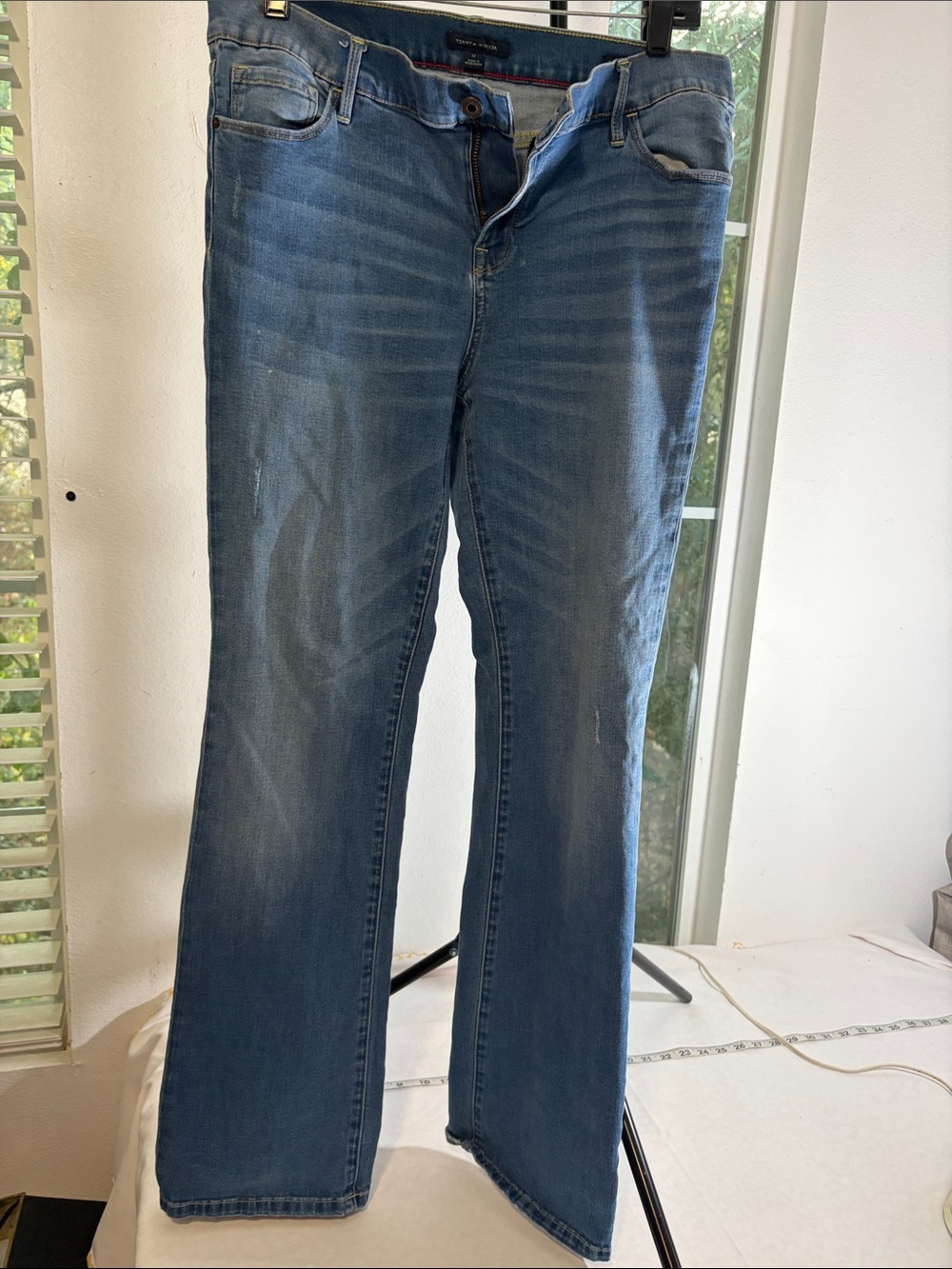 Tommy Hilfiger Light Blue Women's Flare Jeans - Classic Stretch Denim